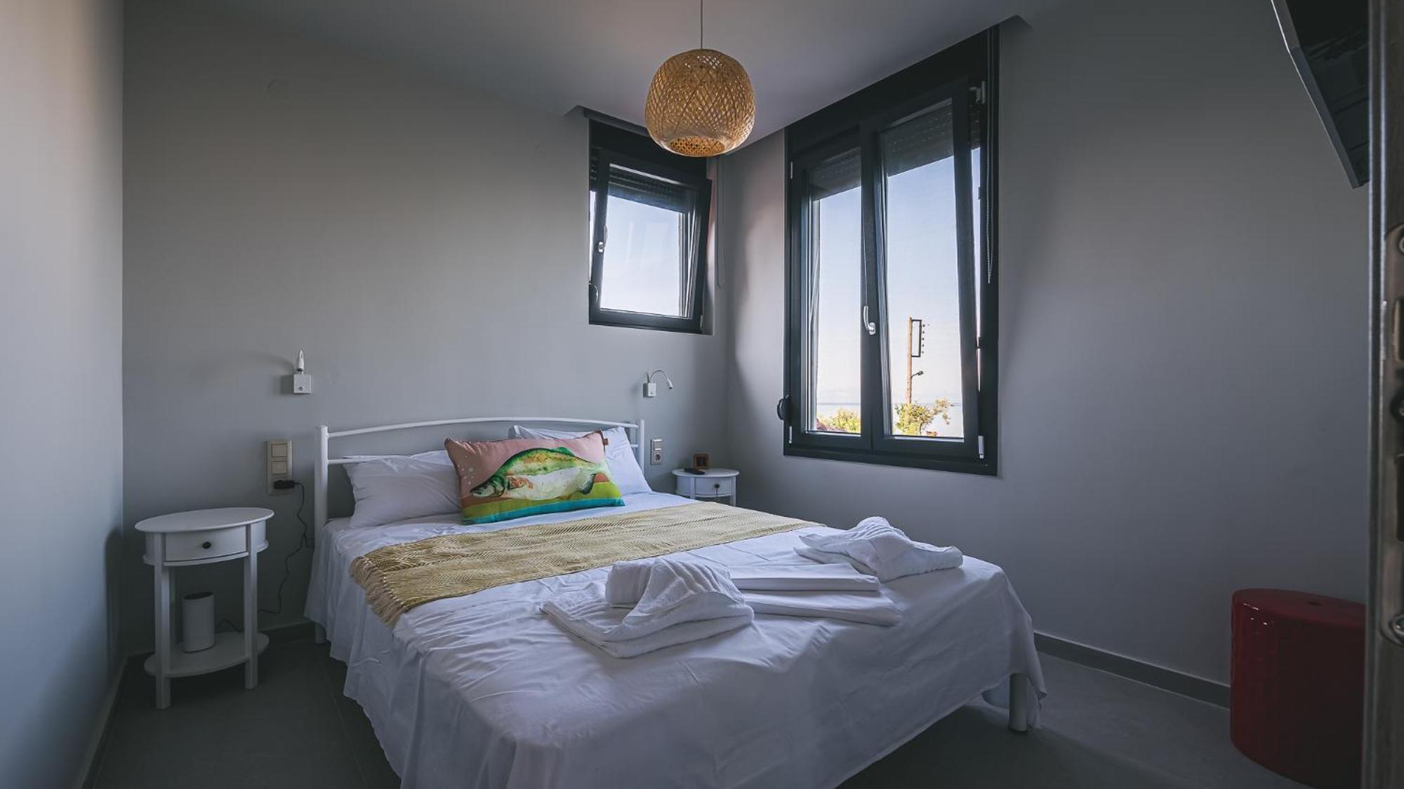 Electra Beachfront Suites, Nea Irakleia Exterior photo